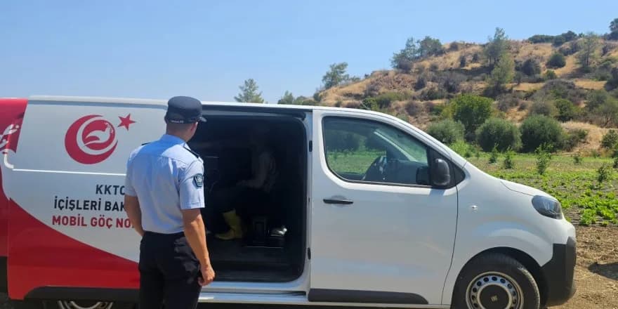 Polis denetimlerinde ikamet izinsiz 24 kişi tutuklandı
