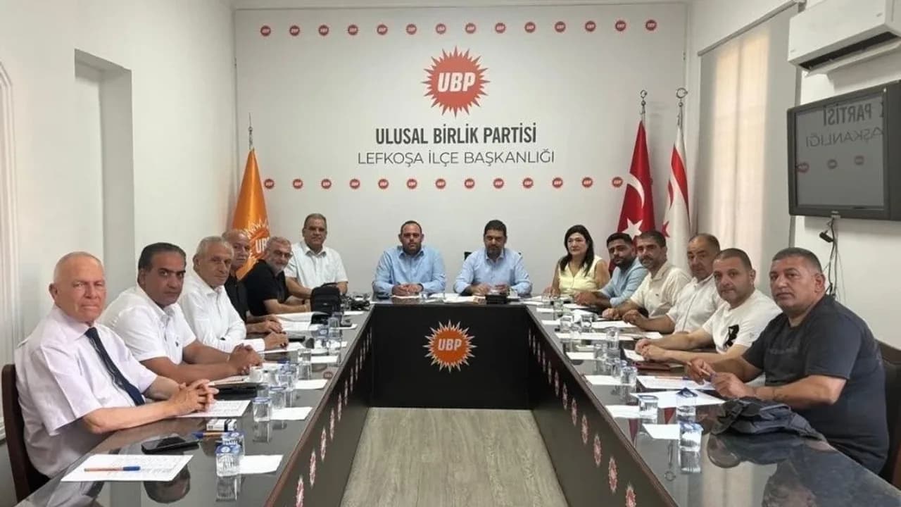UBP Lefkoşa’da Aktunç Etrafında Kenetlendi