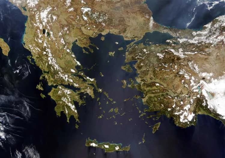 Rum basını Türkiye’nin Ege açıklamasını “yeni meydan okuma” olarak değerlendirdi