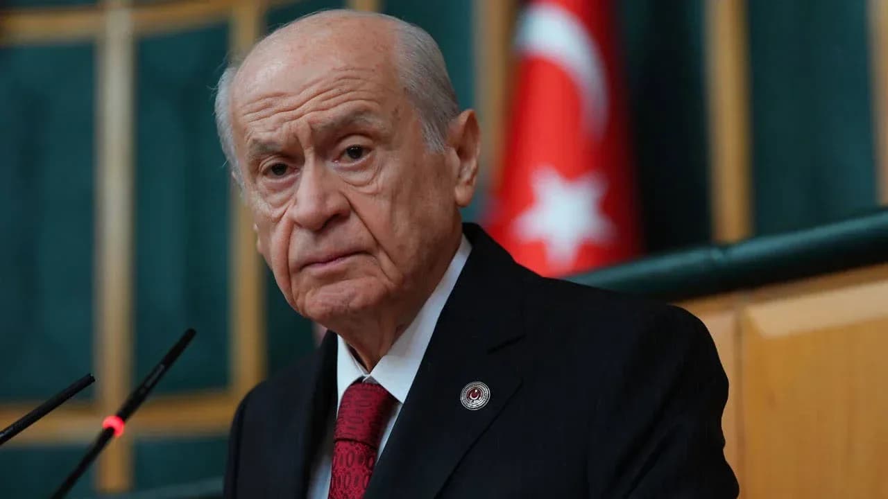 Bahçeli, KKTC Başbakanı Üstel'e başsağlığı diledi