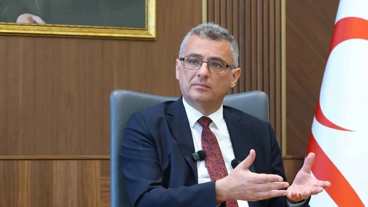 Erhürman: Şiddetten arınmak için bütünsel politikaları konuşmamız gerekiyor