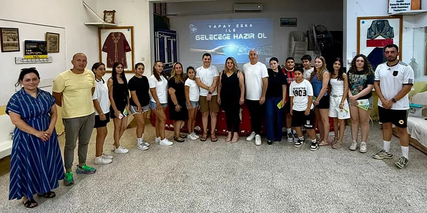 Vadili'de "Yapay Zeka ile Geleceğe Hazır Ol" semineri düzenlendi