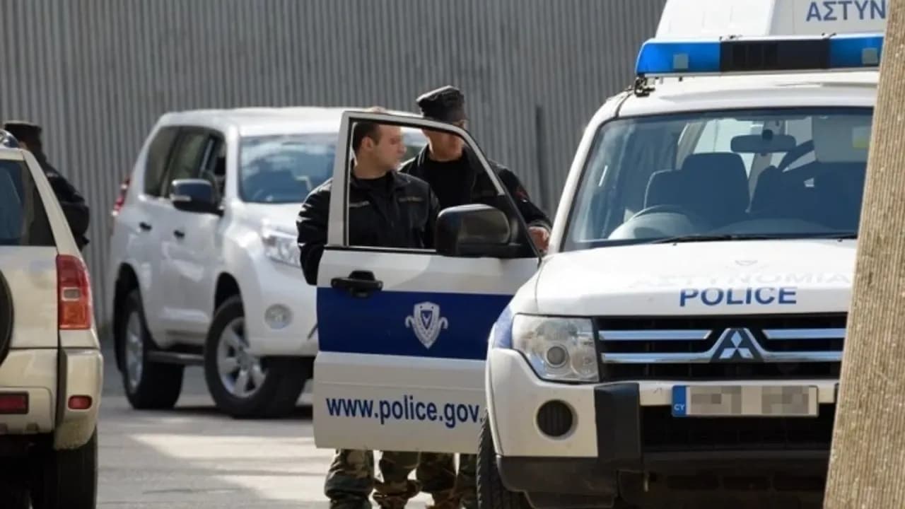 Güney Kıbrıs'ta dün 119 yabancı sınır dışı edildi