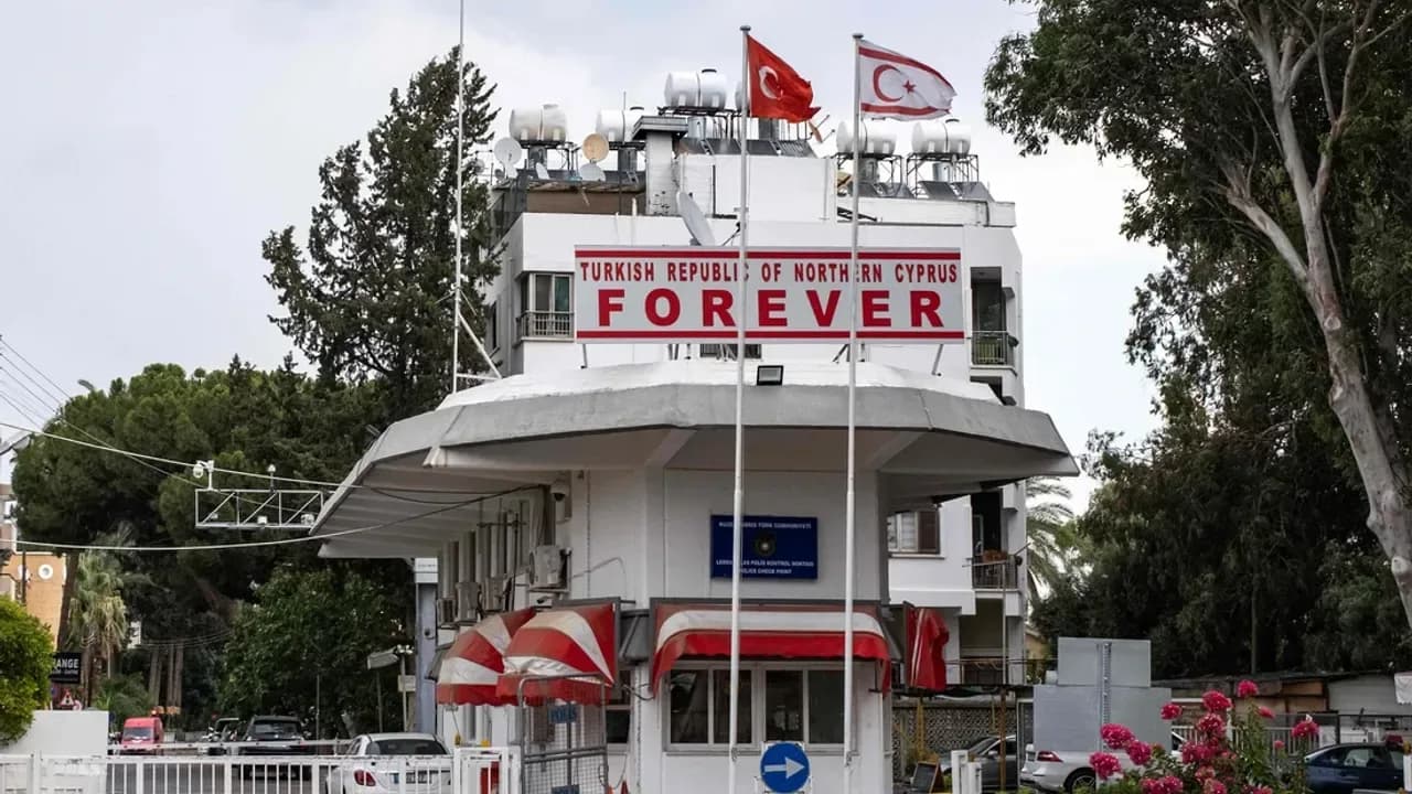 Yılın ilk yarısında Kıbrıslı Rumların Kuzey’e geçişlerinde artış