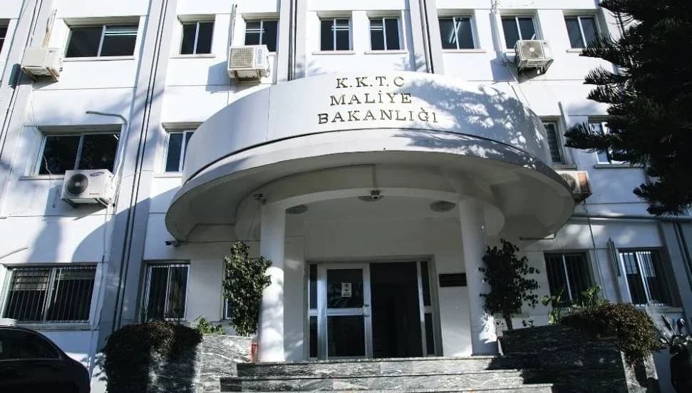 Maliye’den çocuklara ödenen emekli maaşları açıklaması: Yasa dışı uygulama söz konusu değil