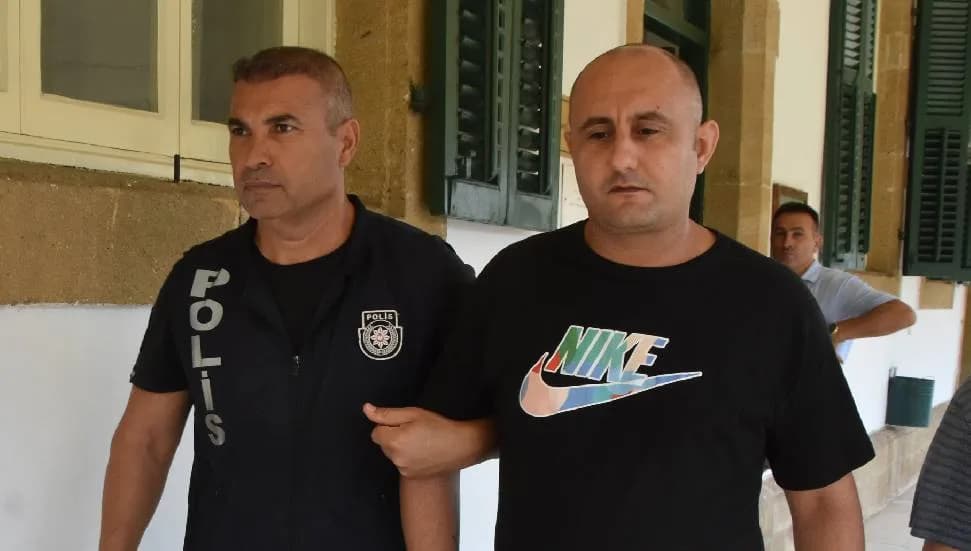 Üvey kardeşini darp edip, evine zarar veren sanığa 1 yıl 6 ay ceza