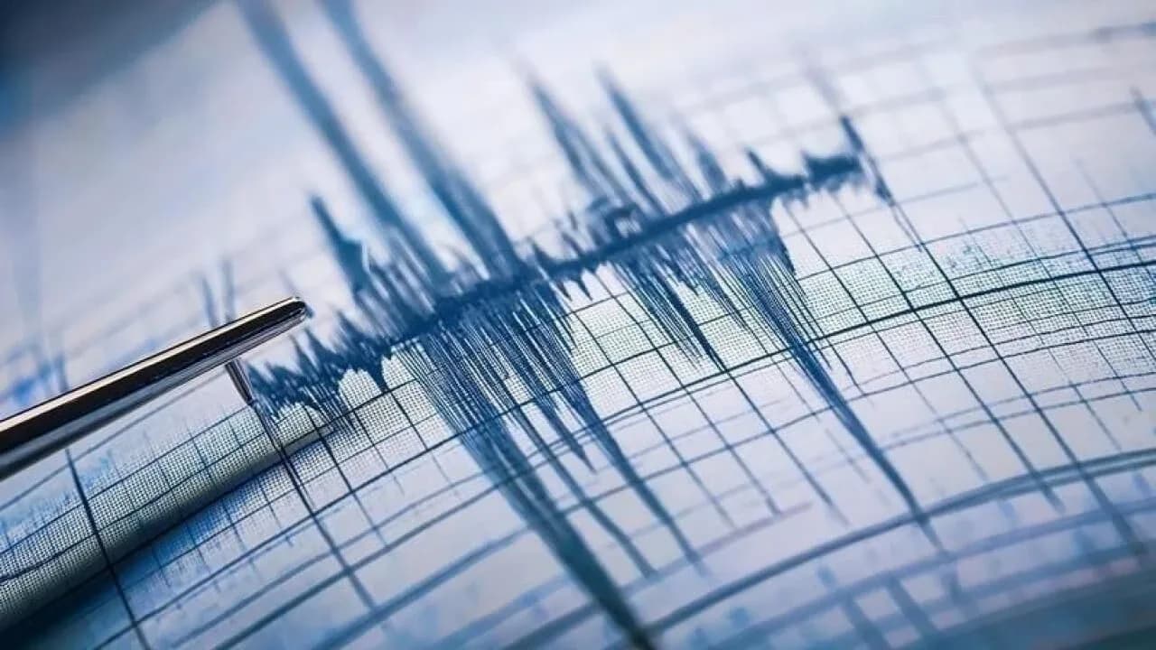 Kolombiya'da 7,4 büyüklüğünde deprem