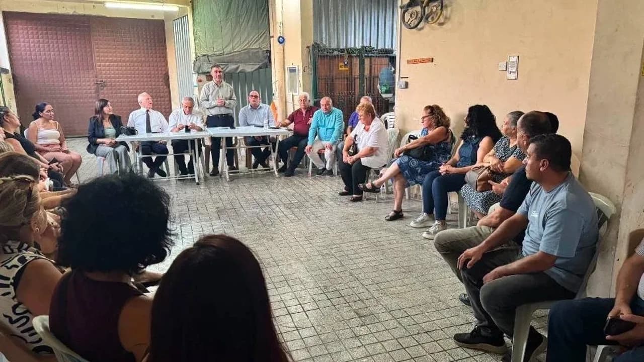UBP’nin Lefkoşa Belediye Başkan adayı Mehmet Aktunç Kızılbaş’ta vatandaşlarla buluştu