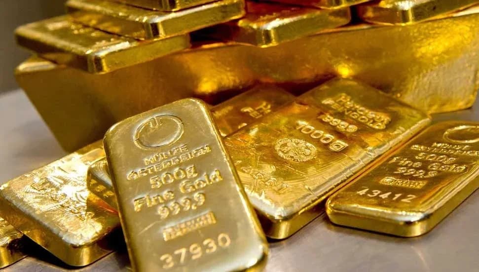 Altın doların zayıflamasıyla üçüncü haftalık yükselişine ilerliyor