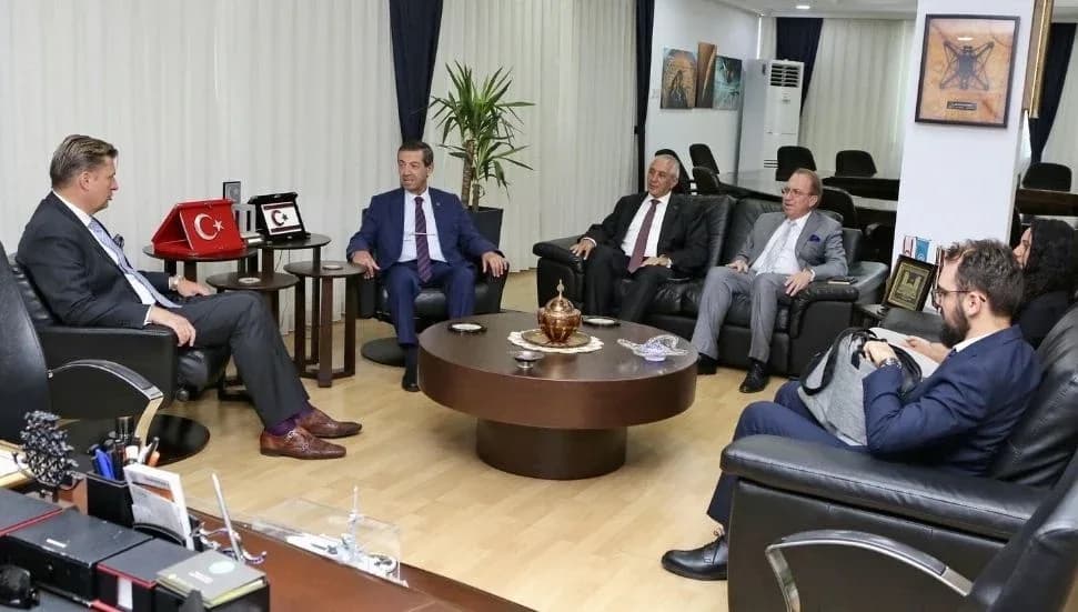 Ertuğruloğlu, Alman Milletvekili Krah’ı kabul etti: İki devletli çözüm vizyonu aktarıldı