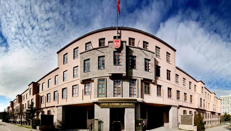 Türkiye Milli Savunma Bakanlığı: Kıbrıs Türkü soydaşlarımızı ve aziz şehitlerimizi rahmetle anıyoruz