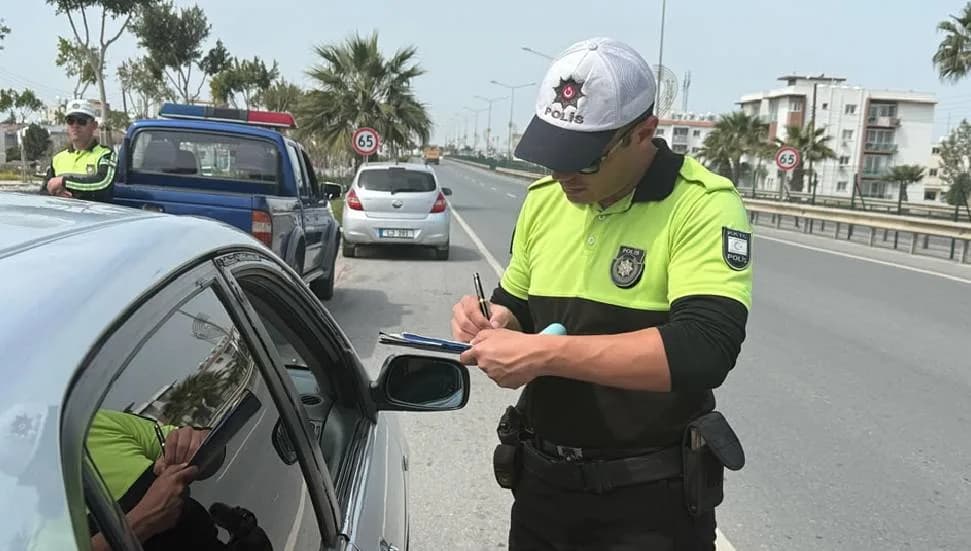 Trafik denetimlerinde 438 sürücü hakkında yasal işlem başlatıldı