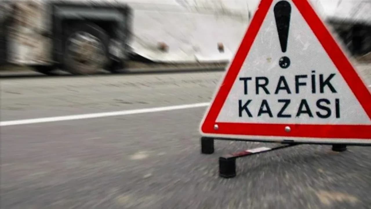 Lefkoşa’da zincirleme trafik kazası: 4 kişi hastaneye kaldırıldı