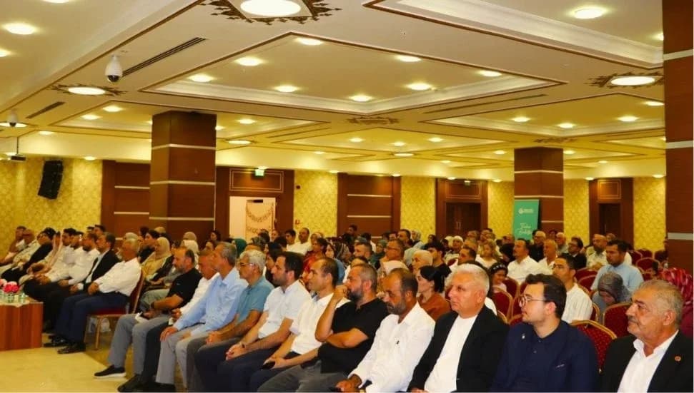 Hala Sultan Camii’nde Hz. Muhammed’in hayatı anlatıldı