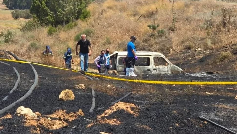 Avgoru'da 88 yaşındaki bir İngiliz, köpeği ile birlikte yanarak can verdi
