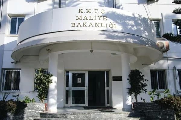 Bakanlık çocuklardan geri istenen emekli maaşlarını savundu: İdarenin kusurundan kaynaklanan bir mağduriyet söz konusu değildir