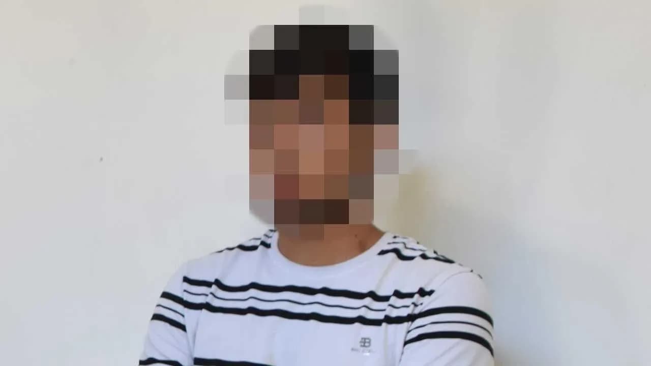 Sevgilisine Yumruk ve Tekmelerle Saldırdı