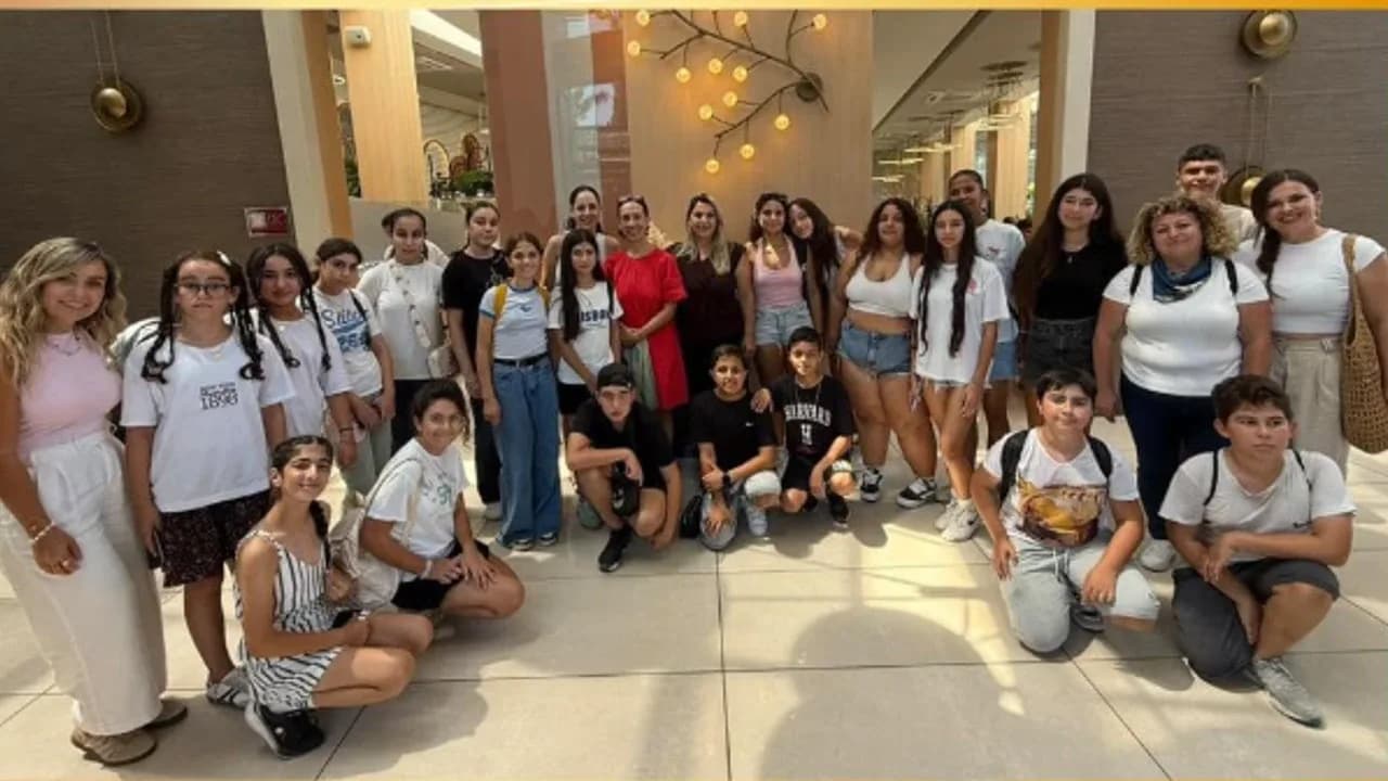 Kıbrıs Türk Eczacılar Birliği, Dipkarpaz’dan gelen 25 genci Girne’de ağırladı
