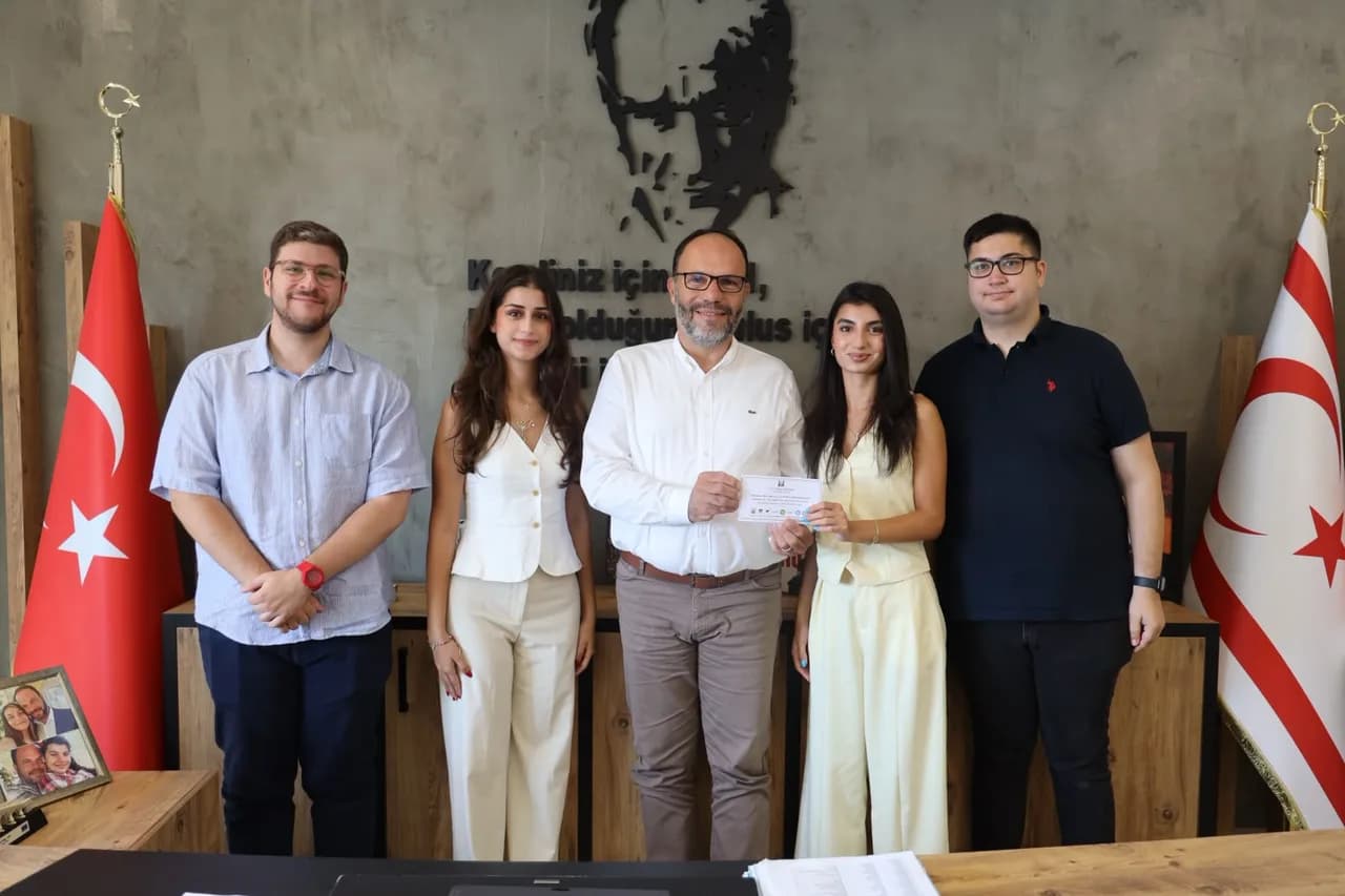 Söz Gençte heyetinden Sadıkoğlu’na ziyaret