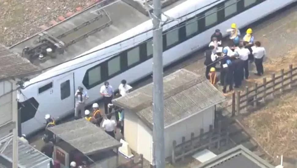 Japonya'da hızlı trenin çarptığı 4 işçi hayatını kaybetti