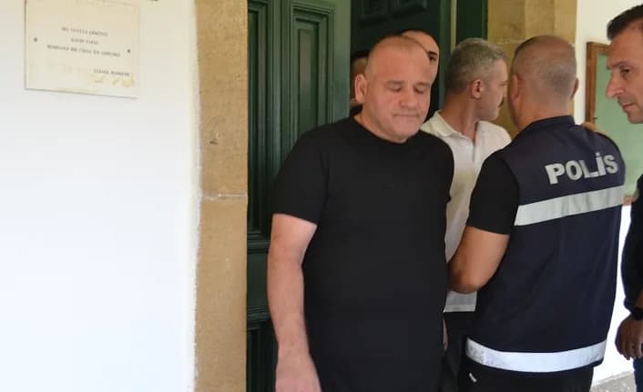 Bir yıl hapis yatacak