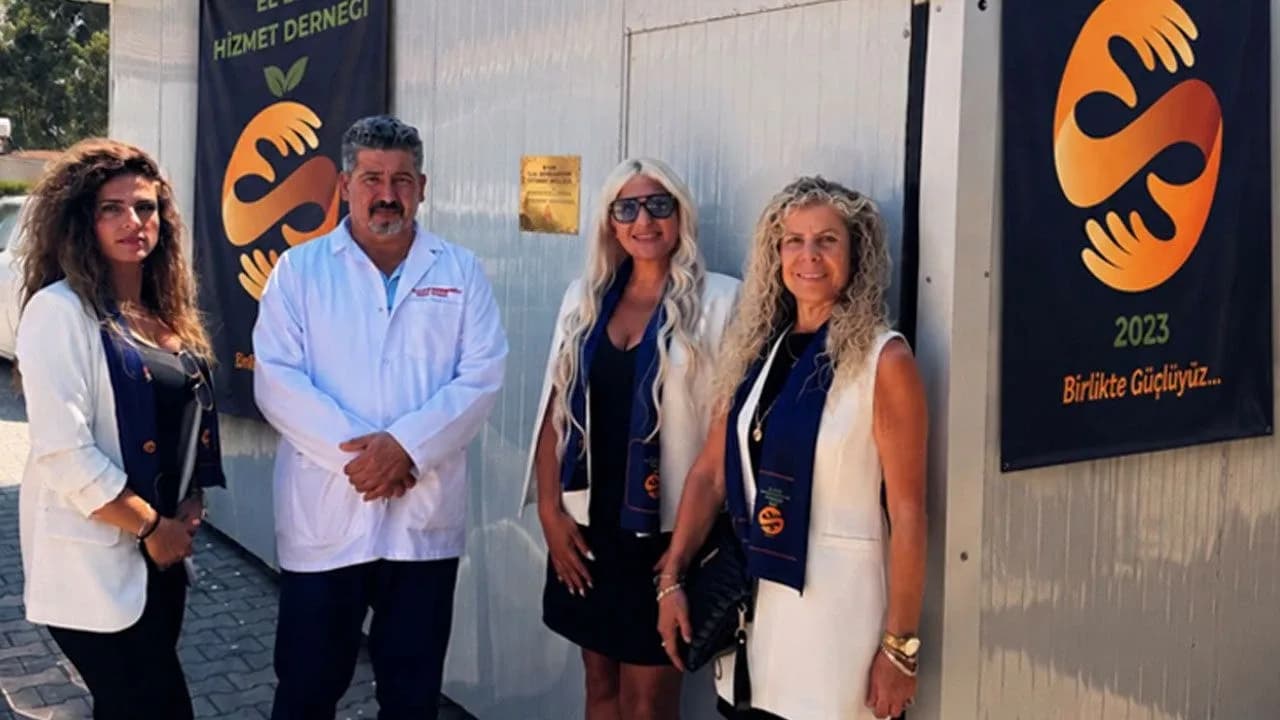 El Ele Hizmet Derneği’nden Cengiz Topel Hastanesi’ne prefabrik ecza deposu