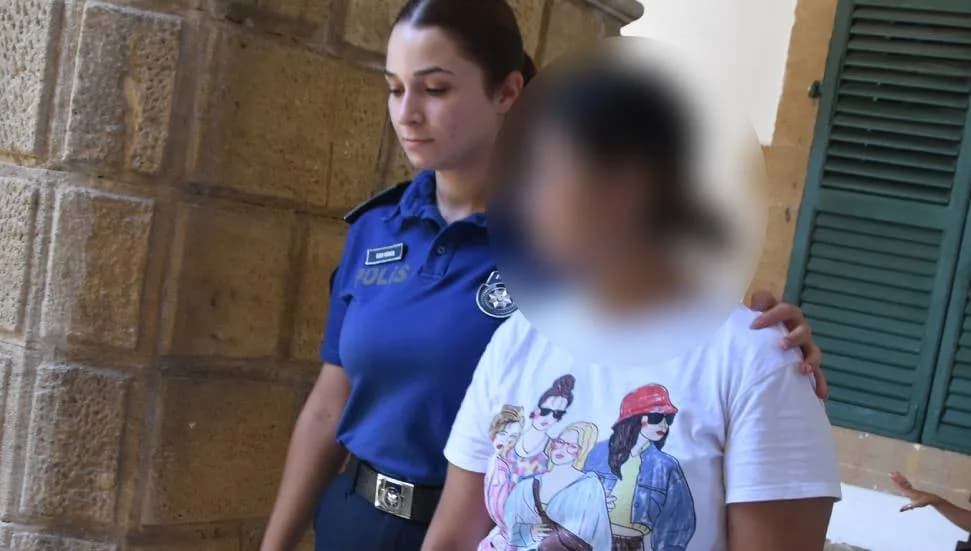 Temizliğe gittiği evden hırsızlık yapmakla suçlanıyor