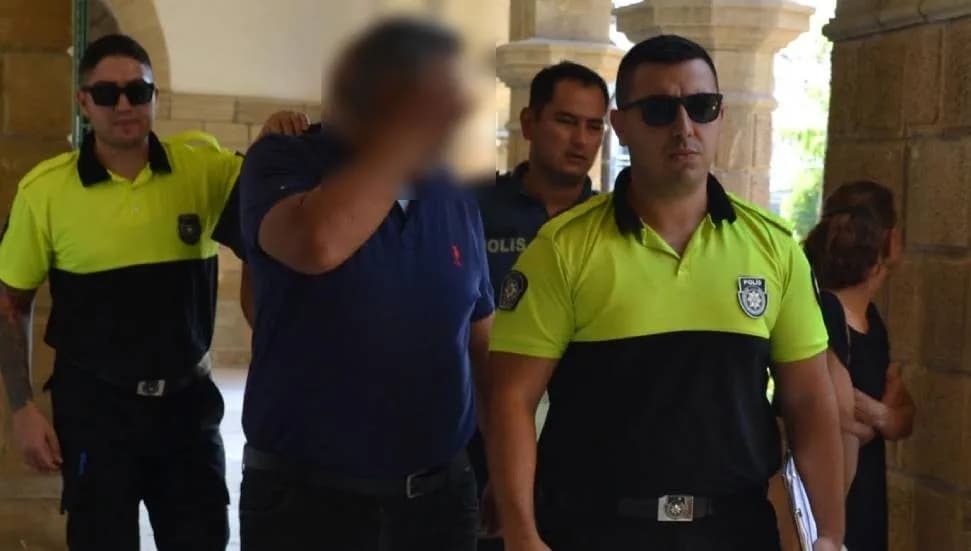 Alkollü sürücü kazanın ardından kaçmaya çalıştı: Ehliyetine el konuldu
