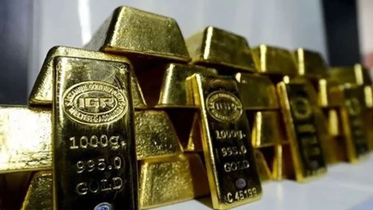 Altında zayıf dolar etkisi