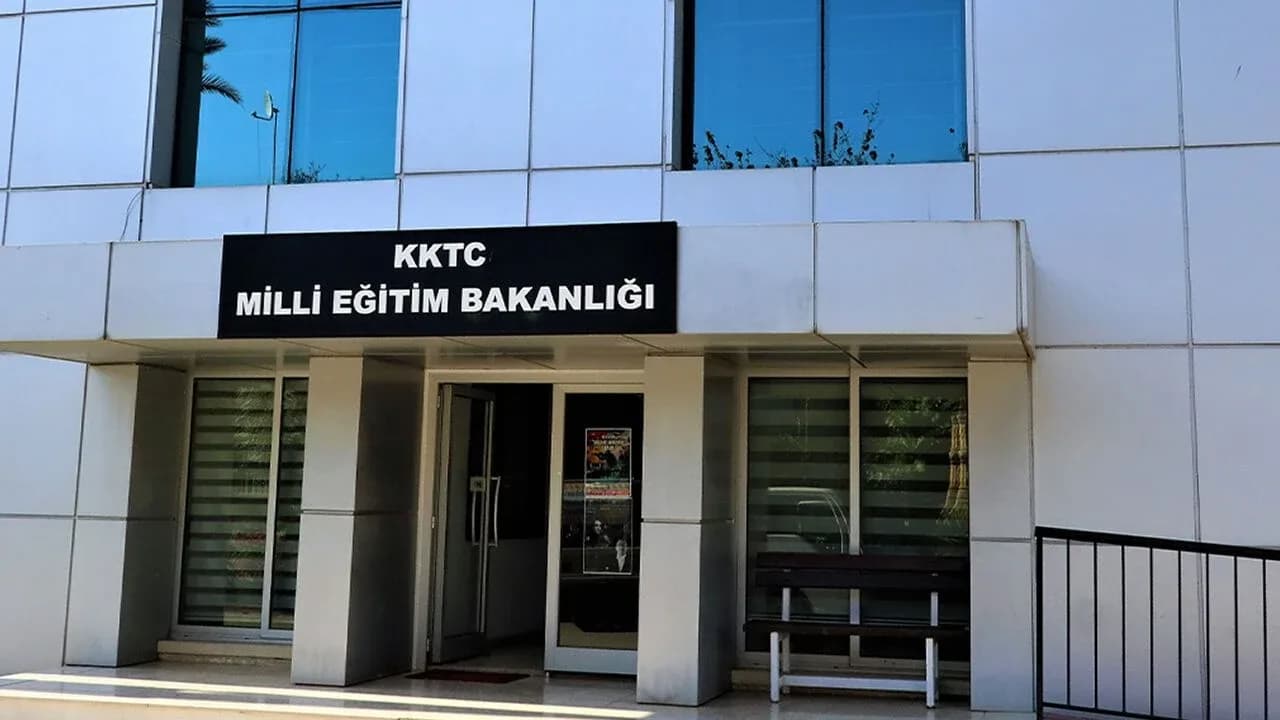 İki okulda boş kontenjanlar için başvurular pazartesi başlıyor
