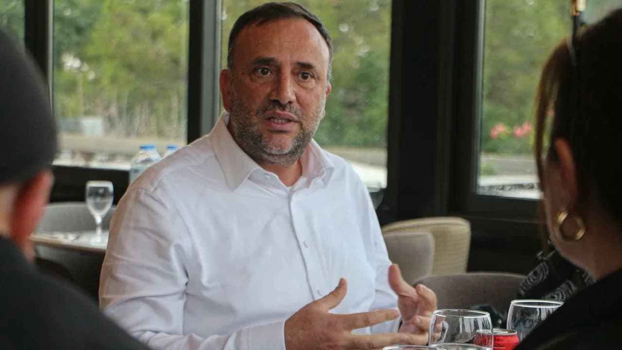Zeki Çeler’den sert uyarı: “İşçi getirme adı altında insan ticareti yapılıyor”