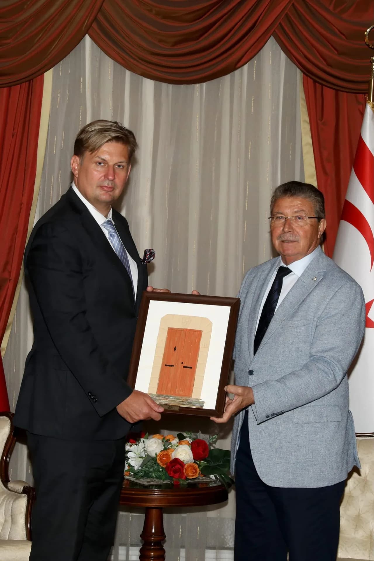 Üstel, Almanya Federal Meclisi Milletvekili Krah’ı kabul etti