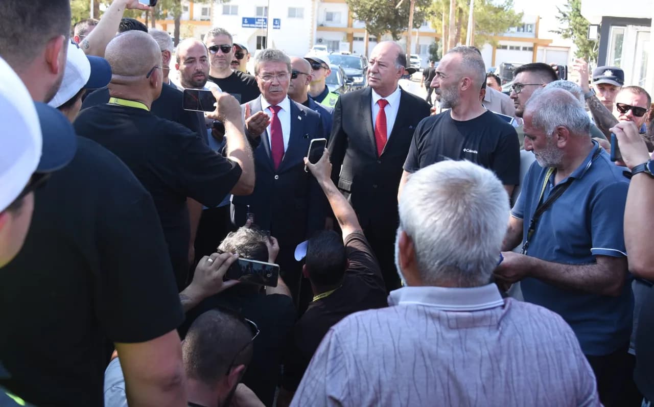 Üstel: Batan gemiye yarın öğleden sonra ulaşılması planlanıyor