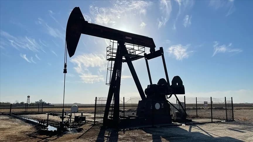 Petrol, Hürmüz Boğazı umuduyla düşüşünü sürdürdü