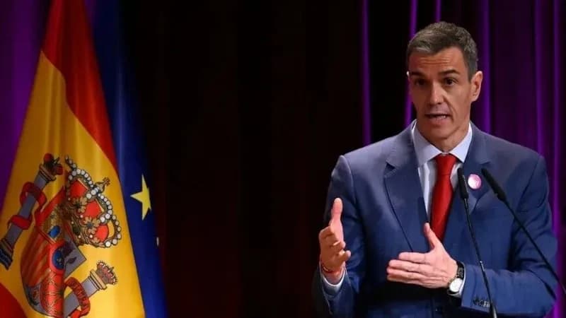 Sanchez: Göçmenlerle ilgili dezenformasyonun arkasında İsrail ve Rusya var