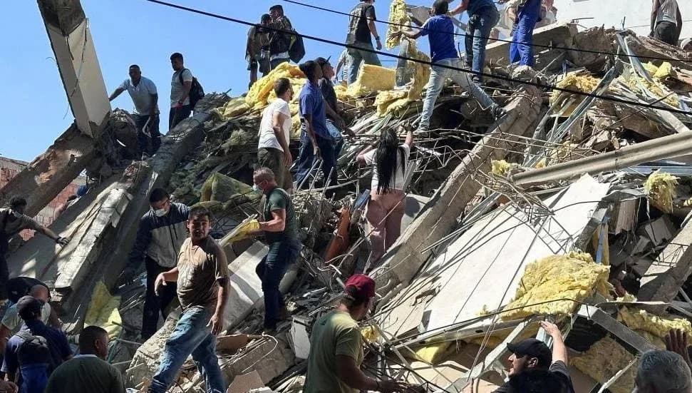 Kolombiya'da 7,4 büyüklüğündeki depremin ardından "Ulusal Afet Durumu" ilan edildi