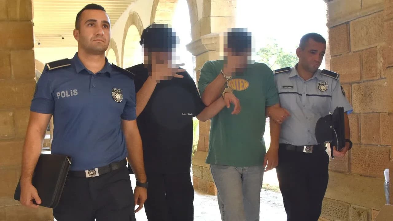 Ev ve Çantadan 218 Yeşil Reçeteli Hap Çıktı!