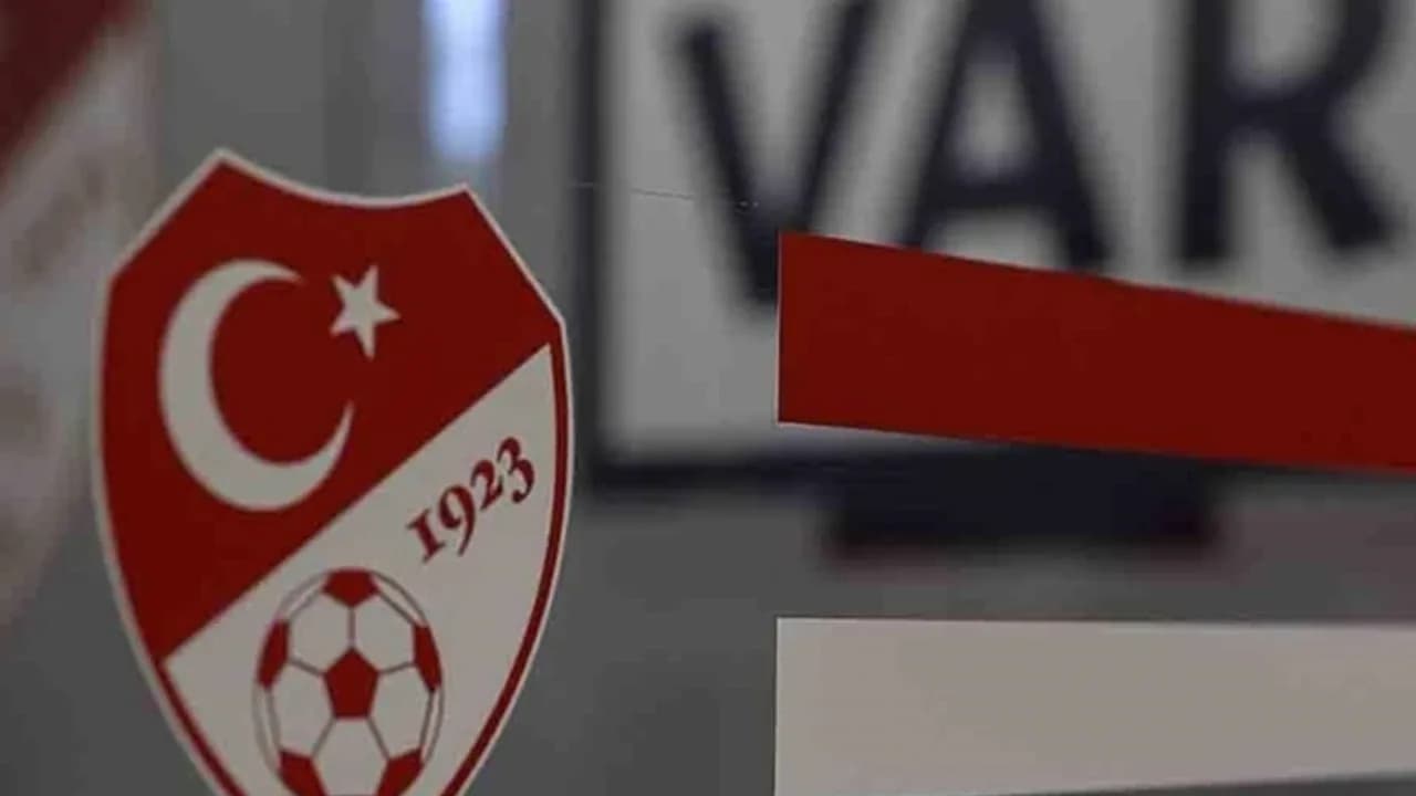 Süper Lig'de yeni faul dönemi: Hakemlere "oyunu durdurmayın" talimatı