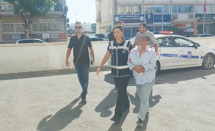 23 bin Sterlin kayıp