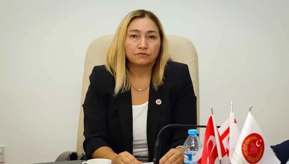 Yasemi Öztürk uyardı: Güney Kıbrıs Tel Aviv’e teslim oldu, havalimanlarını Mossad yönetiyor