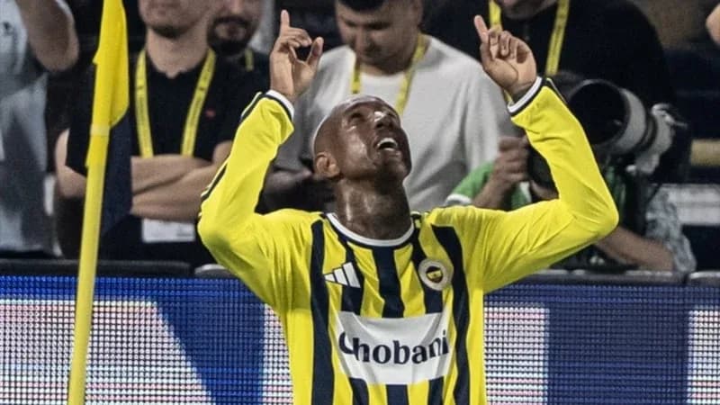 Anderson Talisca, yeni sezona gollerle başladı