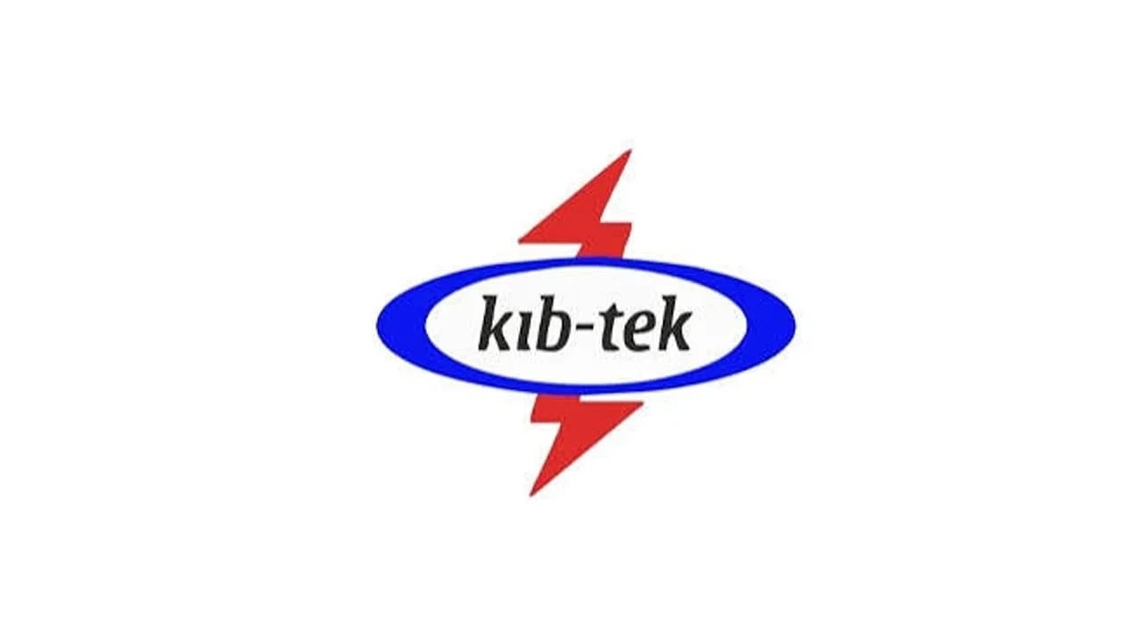 İş aracı elektrik hatlarına çarptı: Yeniboğaziçi ve Tuzla’da elektrik kesintisi