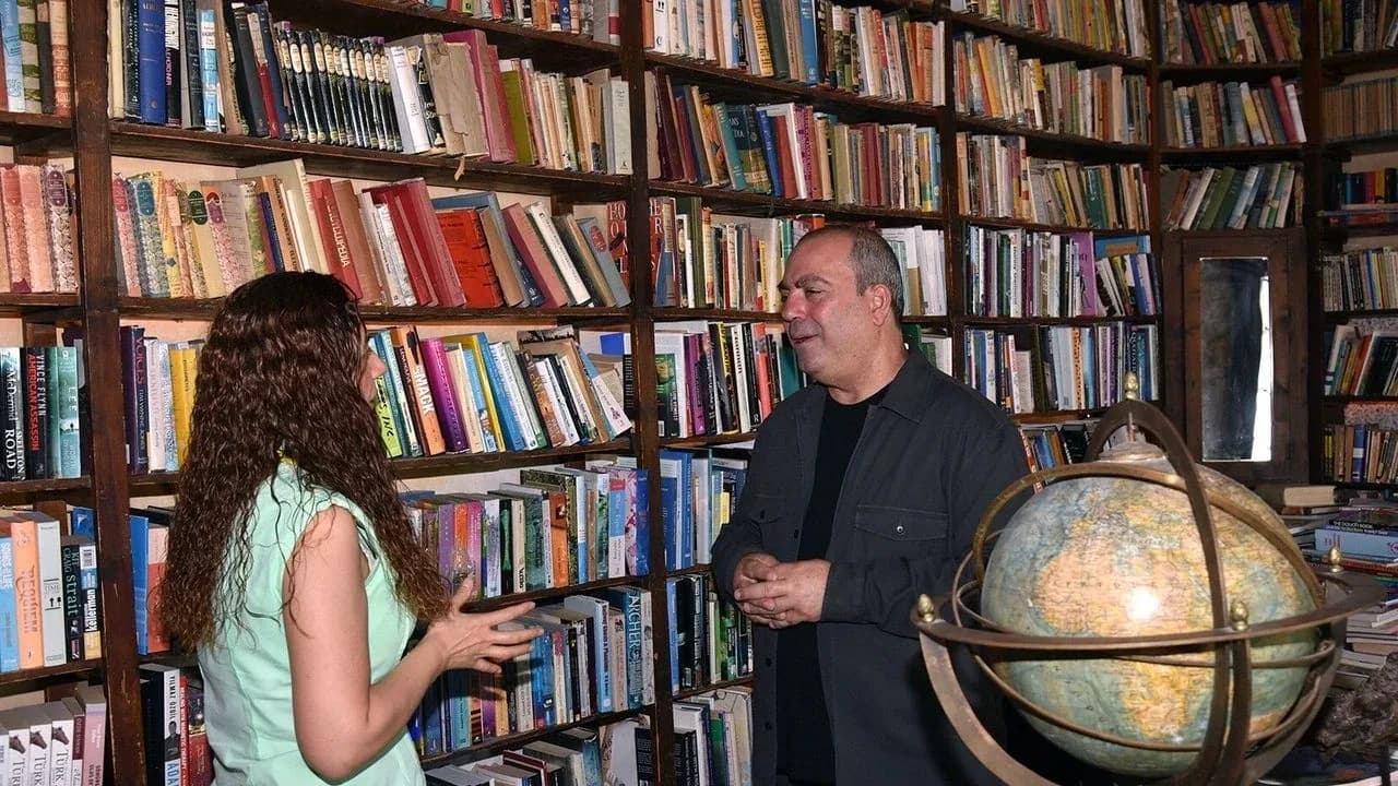 Son yıllarda romanlarıyla konuşulan bir gazeteci: Başaran Düzgün