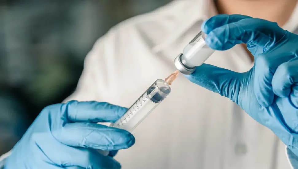 Rusya'nın ürettiği kanser aşısı ilk klinik testlerde olumlu sonuç verdi