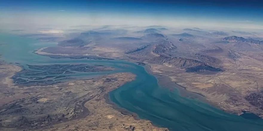 İran Devrim Muhafızları: "Hürmüz Boğazı kapalı"