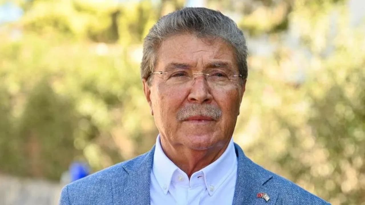 Üstel: Ülke güvenliğini siyasi şova çevirmelerine destek vermeyeceğiz