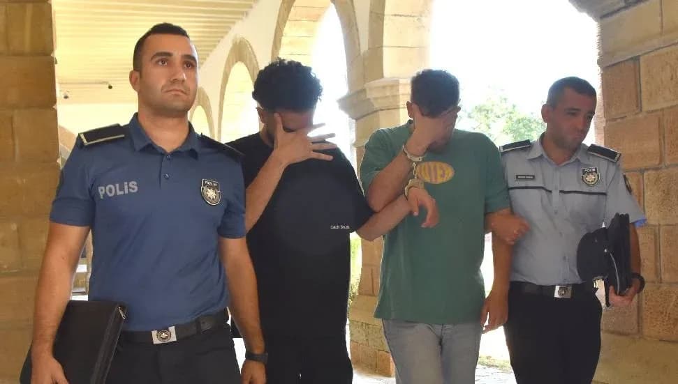 Evde 218 yeşil reçeteye tabii hap bulundu: Biri serbest, diğeri cezaevine gönderildi