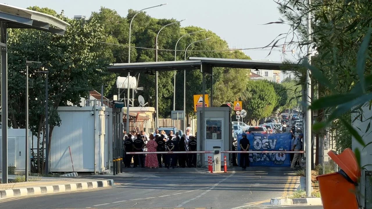 Metehan ve Lokmacı'da geçişler kısa süreliğine durdu