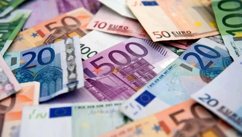 ECB, euro banknotlarını yeniden tasarlıyor