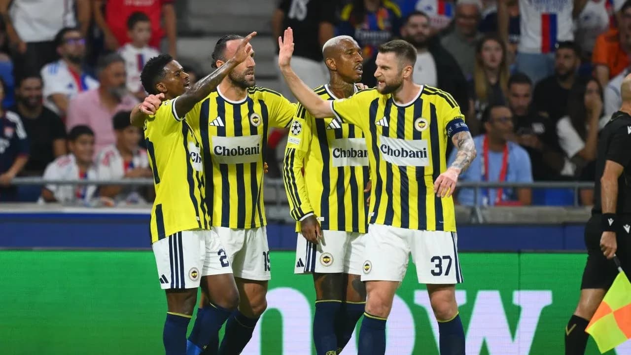Fenerbahçe 18 yıllık hasreti bitirdi: Şampiyonlar Ligi bileti geldi